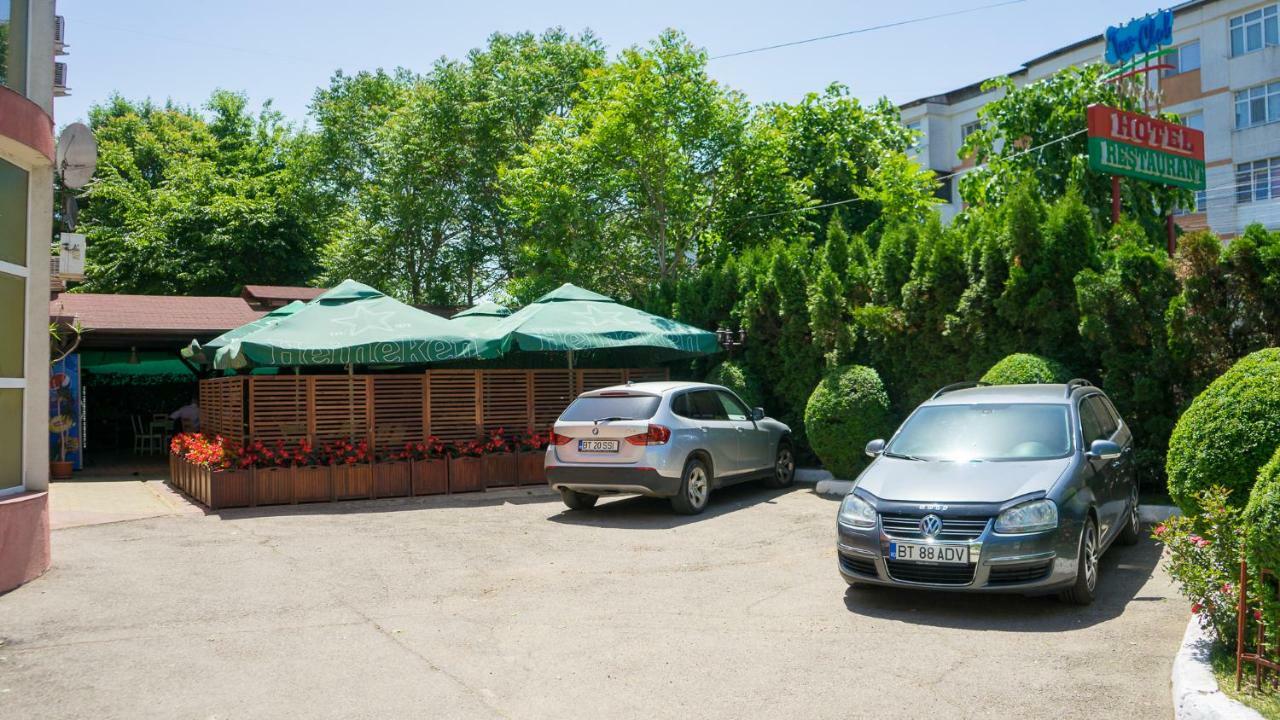 Hotel Tex Club Botoşani Exterior foto